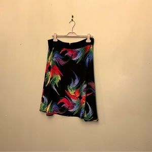 Carmen Marc Valvo women flare skirt size 14 waist 35 inches, length 27 inches.